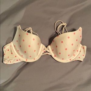 polk-a-dot Victoria’s Secret bra